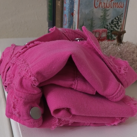 Pink Distressed Button-Up Shirt jacket Shacket Distressed Glam Pretty Y2k - Picture 10 of 10